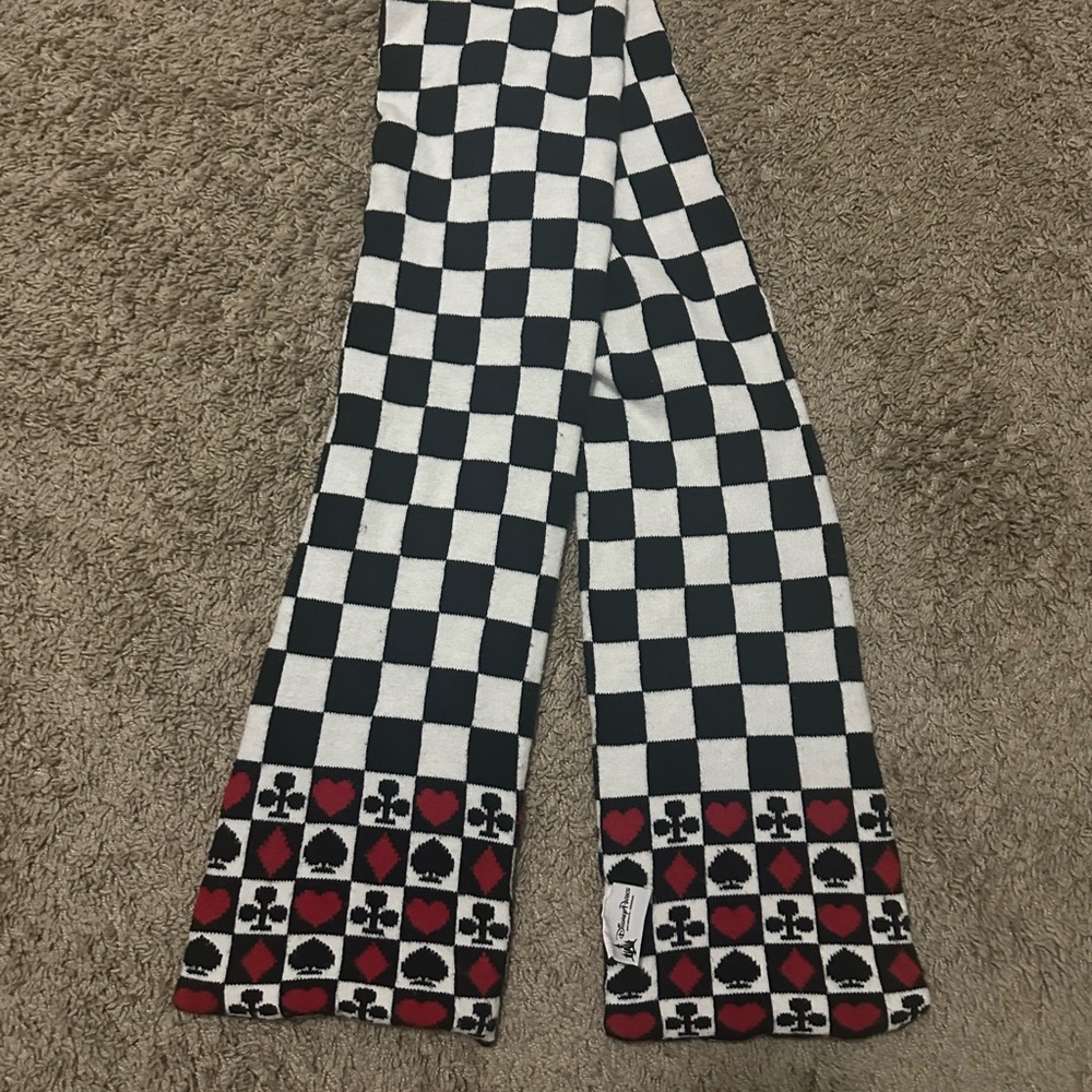 Disney Parks Alice in Wonderland The Red Queen Checkered Scarf w/ Red 60 inches - Picture 2 of 7